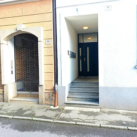 Lejlighed Family Center Of *