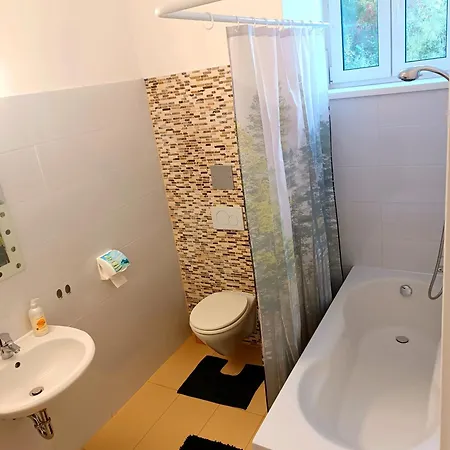 Lejlighed Family Center Of *