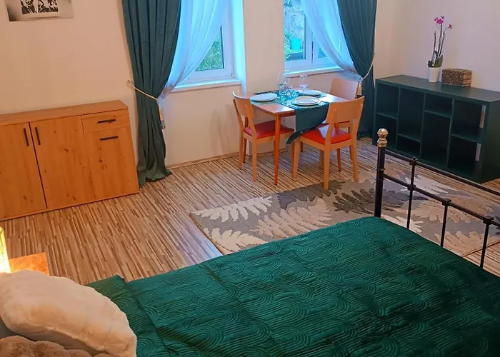 Family Center Of 아파트 *