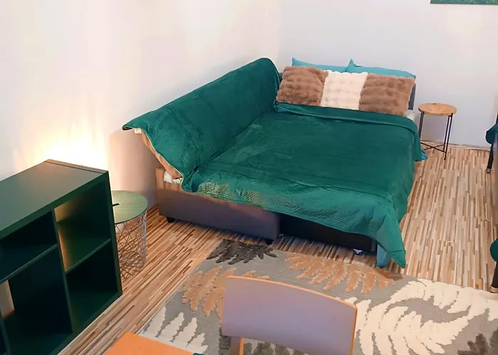 아파트 Family Center Of 뮈르츠슐라크